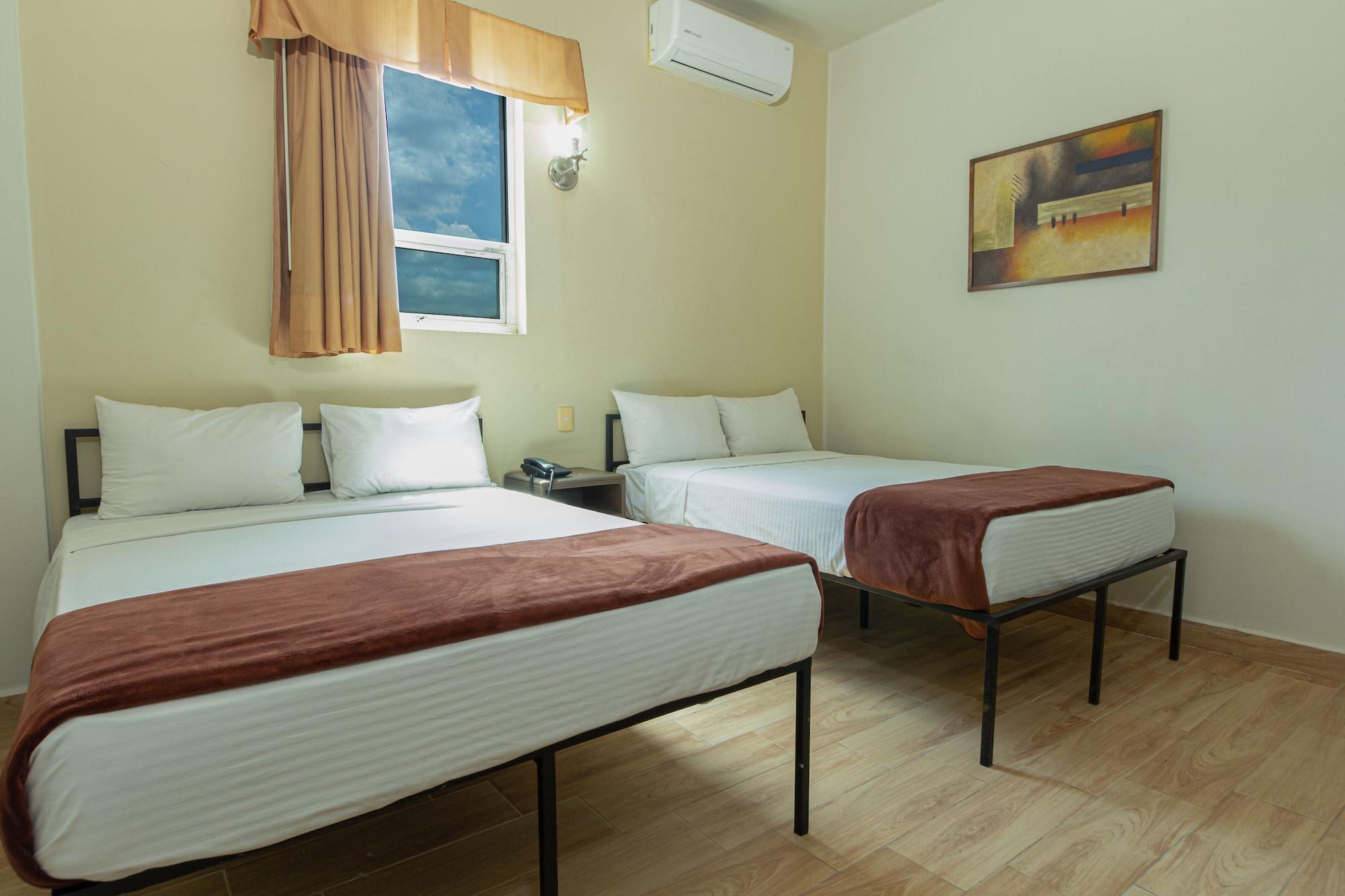 Hotel Plaza Del Arco Express Μοντερέι Εξωτερικό φωτογραφία