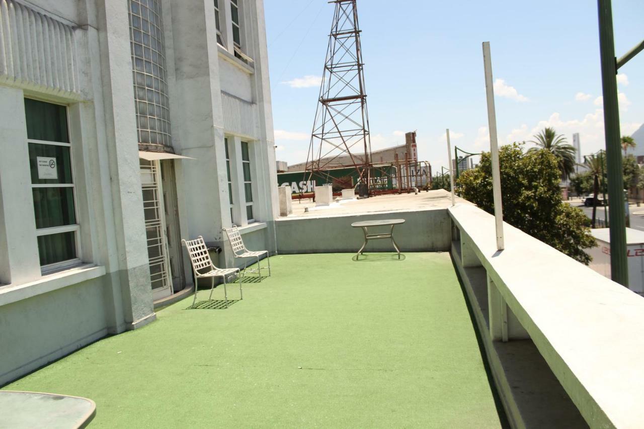 Hotel Plaza Del Arco Express Μοντερέι Εξωτερικό φωτογραφία